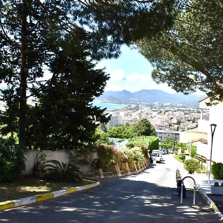 Magnifique 2 Pièces Au Calme Appartamento *